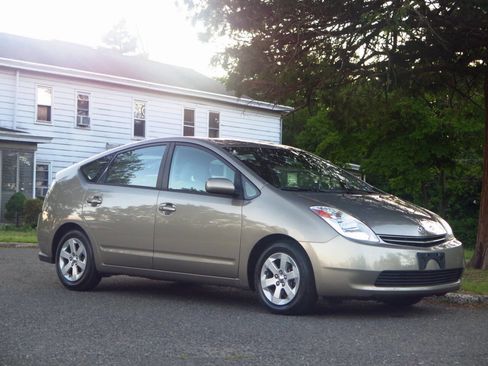 Used 2005 Toyota Prius FWD image 6