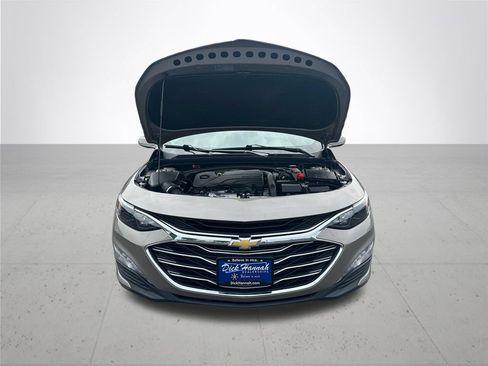 Used 2022 Chevrolet Malibu LT FWD image 4