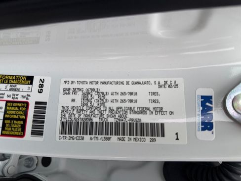 Used 2025 Toyota Tacoma TRD Pro AWD/4WD image 36