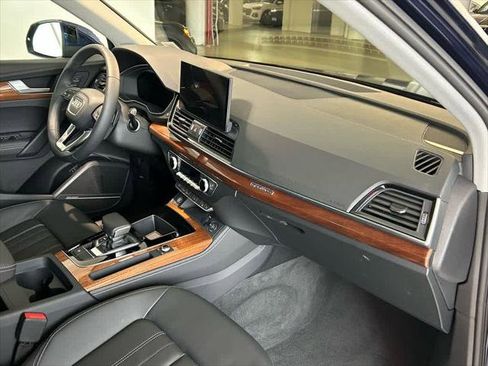 Certified 2025 Audi Q5 2.0T Premium Plus image 27
