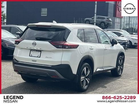 Used 2023 Nissan Rogue SL AWD/4WD image 8