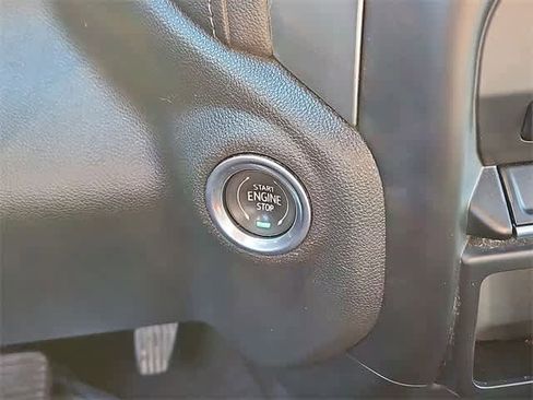 Used 2021 Chevrolet Silverado 1500 RST image 22