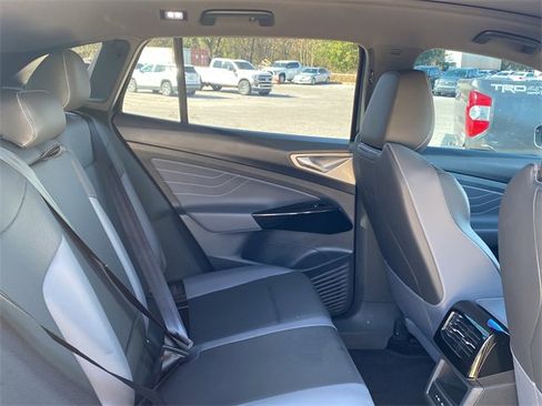 Used 2023 Volkswagen ID.4 Pro S image 13