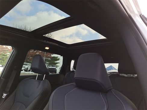 Certified 2026 INFINITI QX60 Sport w/ Dark Cargo Package image 14