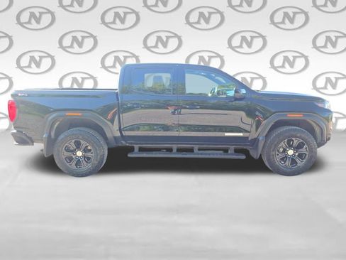 Used 2024 GMC Canyon Elevation w/ Elevation Premium Package AWD/4WD image 15