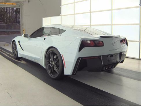 Used 2019 Chevrolet Corvette Stingray Coupe w/ 1LT image 27