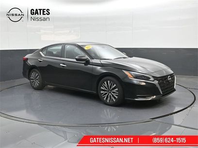 Used 2024 Nissan Altima 2.5 SV
