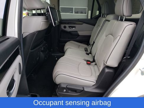 Used 2025 Honda Pilot Elite image 30