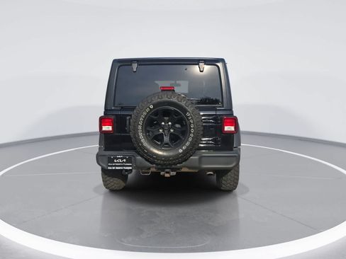 Used 2021 Jeep Wrangler Unlimited Sport AWD/4WD image 7