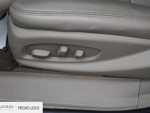Used 2016 Cadillac XTS Premium FWD image 18