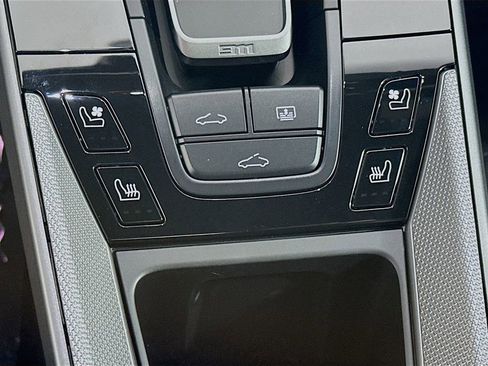 Certified 2024 Porsche 911 Carrera 4S image 23