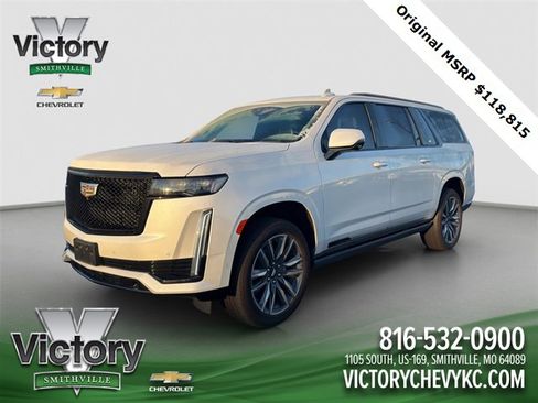 Used 2023 Cadillac Escalade ESV Sport Platinum image 1