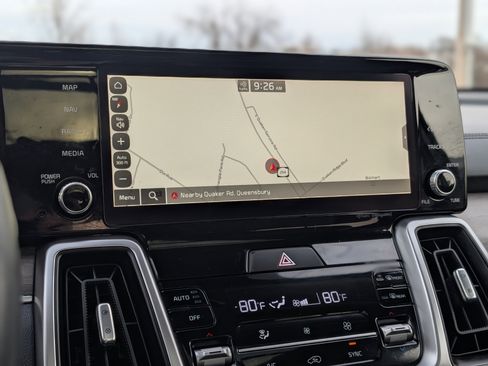 Used 2022 Kia Sorento S w/ Panoramic Sunroof Package image 21