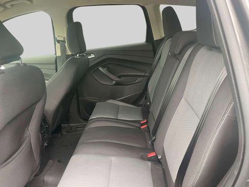 Used 2019 Ford Escape SE image 11