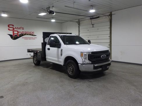 Used 2021 Ford F250 XL w/ Power Equipment Group RWD image 5