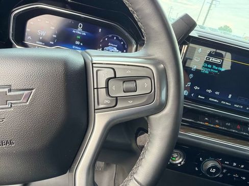 Used 2024 Chevrolet Silverado 1500 RST w/ Z71 Off-Road Package AWD/4WD image 25