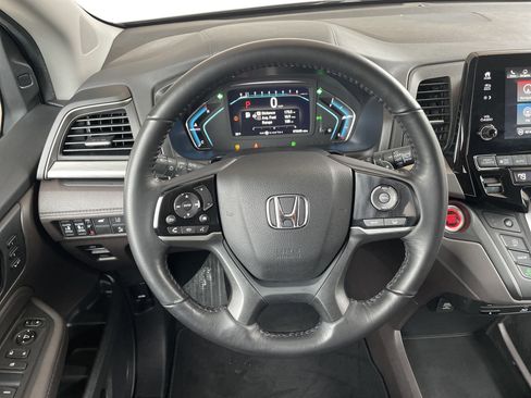 Used 2019 Honda Odyssey Touring image 5