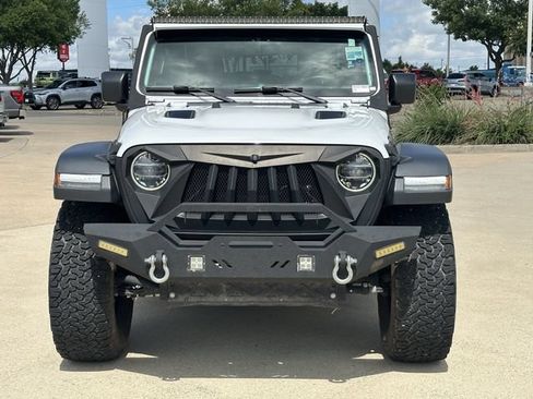 Used 2021 Jeep Wrangler Rubicon AWD/4WD image 7