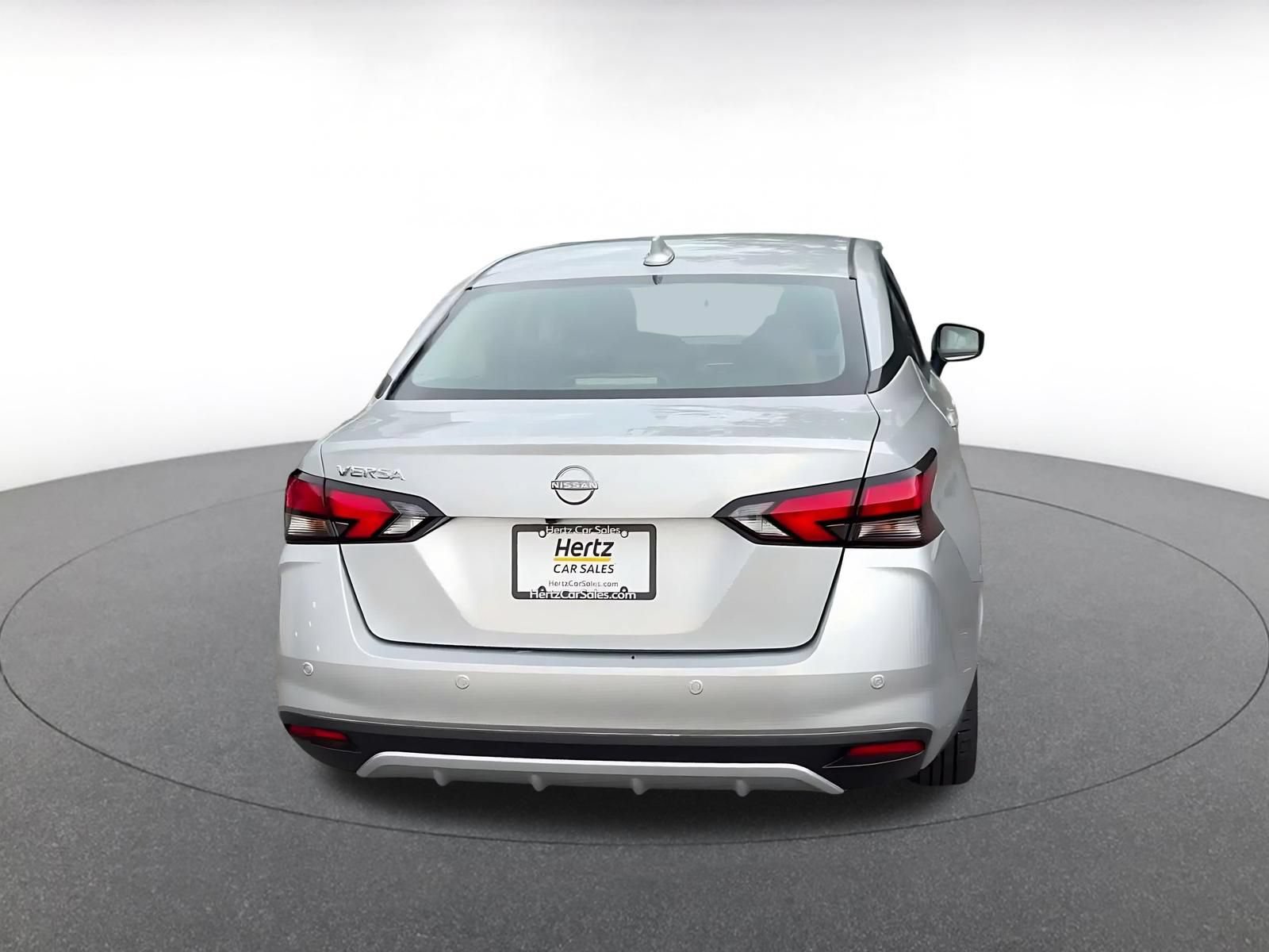 Used 2025 Nissan Versa SV FWD image 12