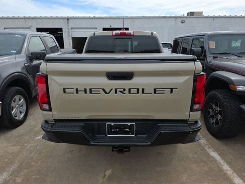 Used 2023 Chevrolet Colorado Z71 AWD/4WD image 4