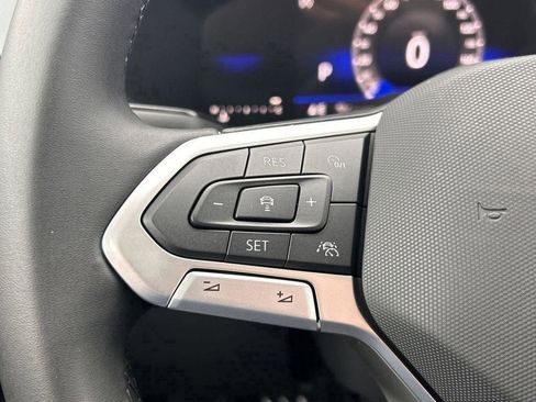 New 2026 Volkswagen Taos SE AWD/4WD image 19