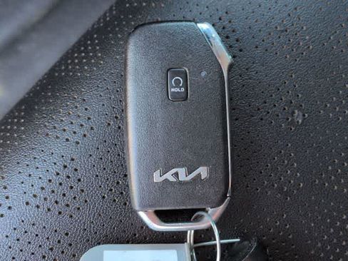 Used 2022 Kia Seltos EX AWD/4WD image 36