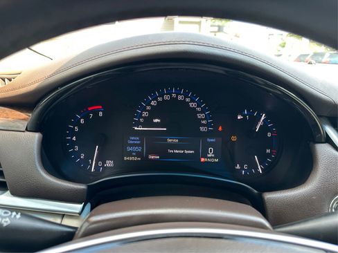 Used 2016 Cadillac XTS Luxury image 20