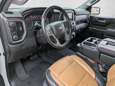 Used 2022 Chevrolet Silverado 1500 LT w/ Convenience Package II image 9