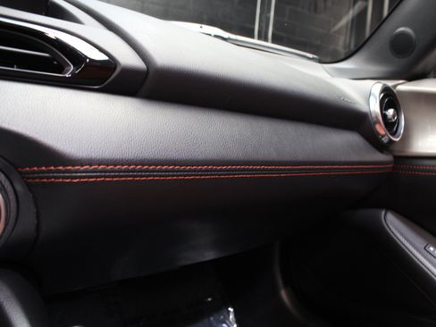 Used 2022 MAZDA MX-5 Miata Grand Touring w/ Weather Package RWD image 62