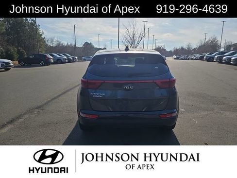 Used 2018 Kia Sportage LX image 15
