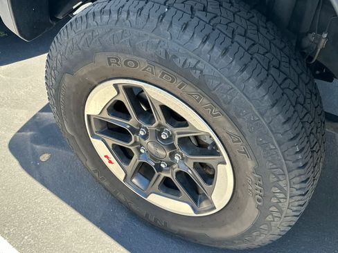 Used 2016 Jeep Wrangler Sport w/ Connectivity Group AWD/4WD image 22