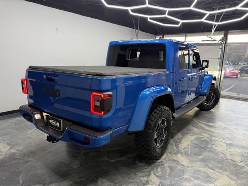 Used 2023 Jeep Gladiator High Altitude AWD/4WD image 5