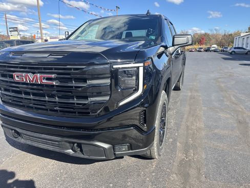 New 2026 GMC Sierra 1500 Elevation image 10