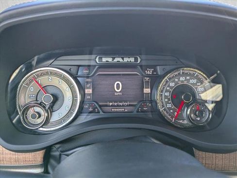 Used 2022 RAM 1500 Limited image 10