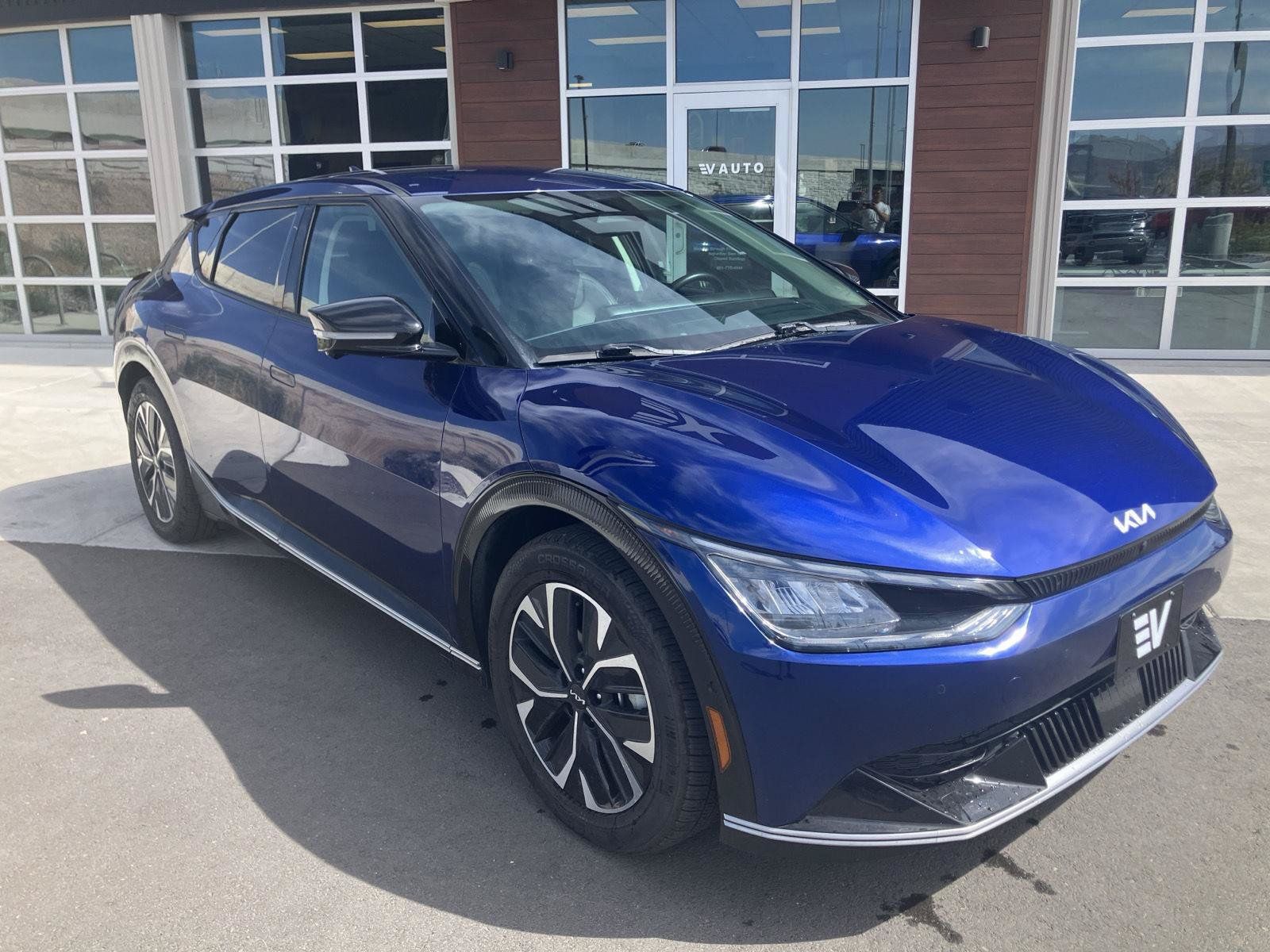 Used 2022 Kia EV6 Wind w/ Wind Technology Package AWD/4WD image 2