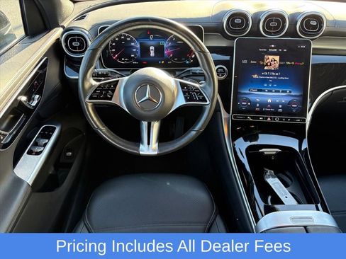 Used 2024 Mercedes-Benz GLC 300 4MATIC image 19
