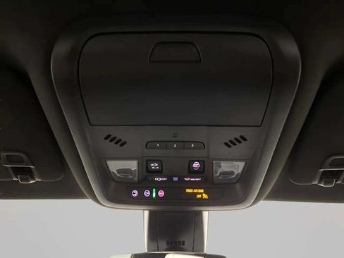 Used 2024 Cadillac XT6 Luxury AWD/4WD image 63
