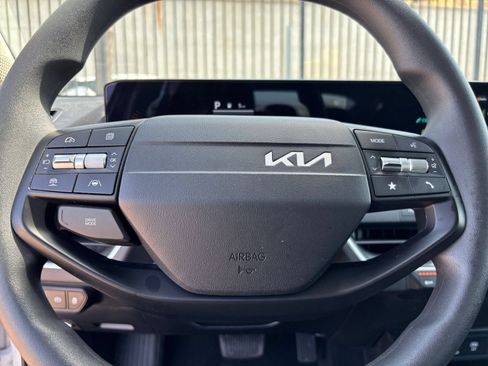 Used 2026 Kia K4 FWD image 27