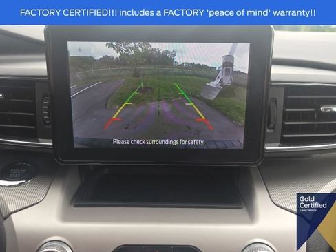 Used 2024 Ford Explorer XLT w/ Equipment Group 202A AWD/4WD image 35