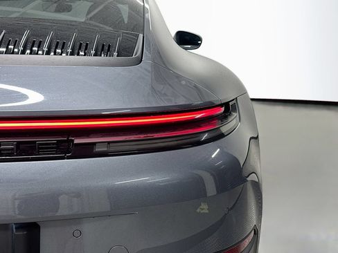 Certified 2025 Porsche 911 Carrera T RWD image 32