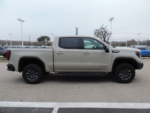 New 2026 GMC Sierra 1500 AT4X image 4