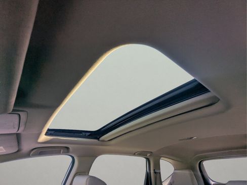 Used 2019 Honda CR-V Touring image 31