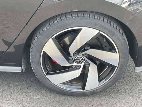 Used 2022 Volkswagen GTI S FWD image 9
