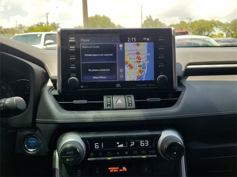 Used 2021 Toyota RAV4 Limited image 19