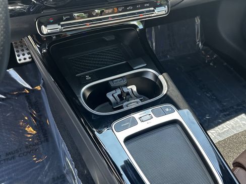 Certified 2025 Mercedes-Benz CLA 250 4MATIC image 30