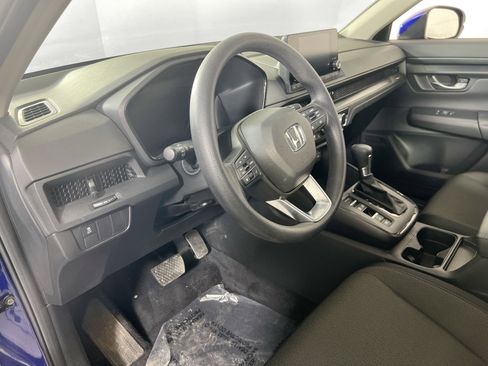 Used 2023 Honda CR-V LX image 9