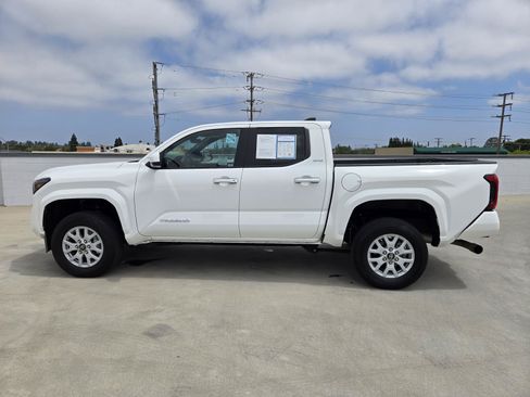Used 2024 Toyota Tacoma SR5 RWD image 7