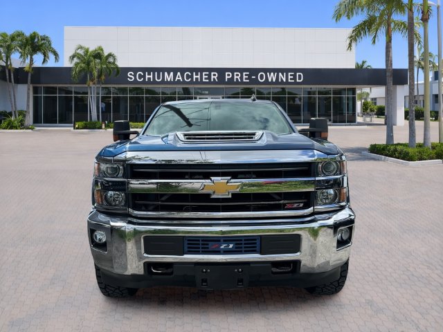 Used 2019 Chevrolet Silverado 2500 LT w/ LT Convenience Package AWD/4WD image 2