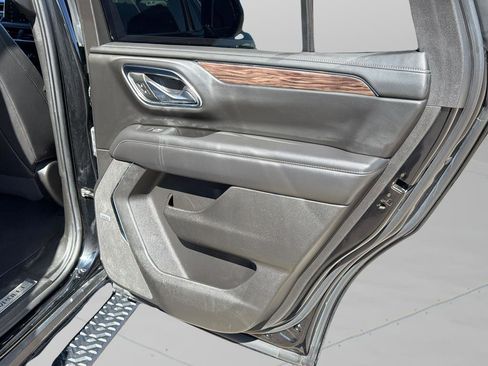Used 2023 Chevrolet Tahoe Z71 AWD/4WD image 13