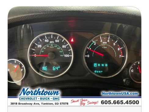 Used 2011 Jeep Wrangler Unlimited Sahara w/ Dual Top Group AWD/4WD image 18